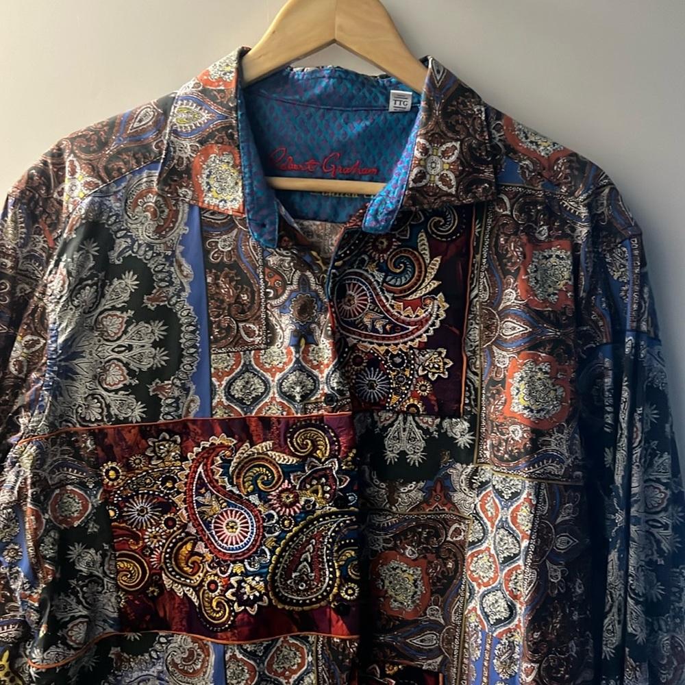 Robert Graham Limited Edition